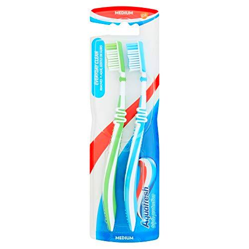 Aquafresh 102503291 - Cepillo de dientes (triple protección)