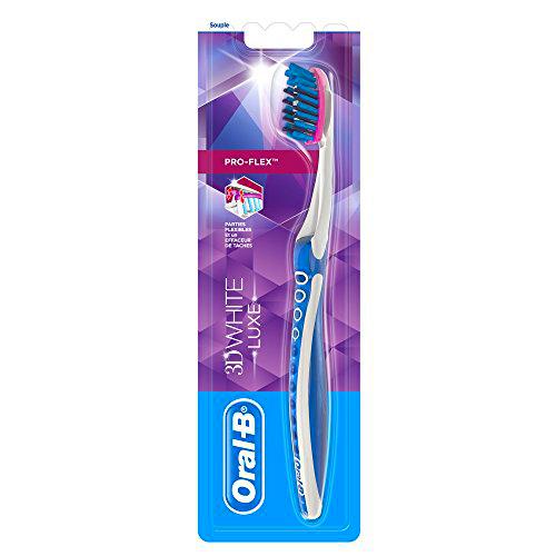 Oral B 3D White Luxe Pro Flex - Paquete de 3 cepillos de dientes manuales (dureza suave)