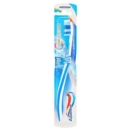 Aquafresh Complete Care - Cepillo de dientes mediano (1 unidad)